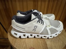 On Cloud Cloud 5 White/Gray Running Shoes Women's Size 6 NO INSOLES