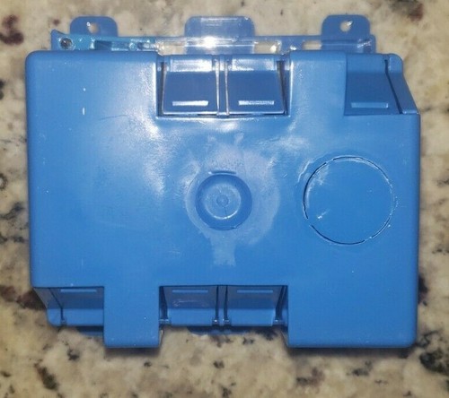Carlon B225R 2-Gang, Old Work 25 Cu. In. PVC Switch/ Outlet Electrical Box - Picture 2 of 3