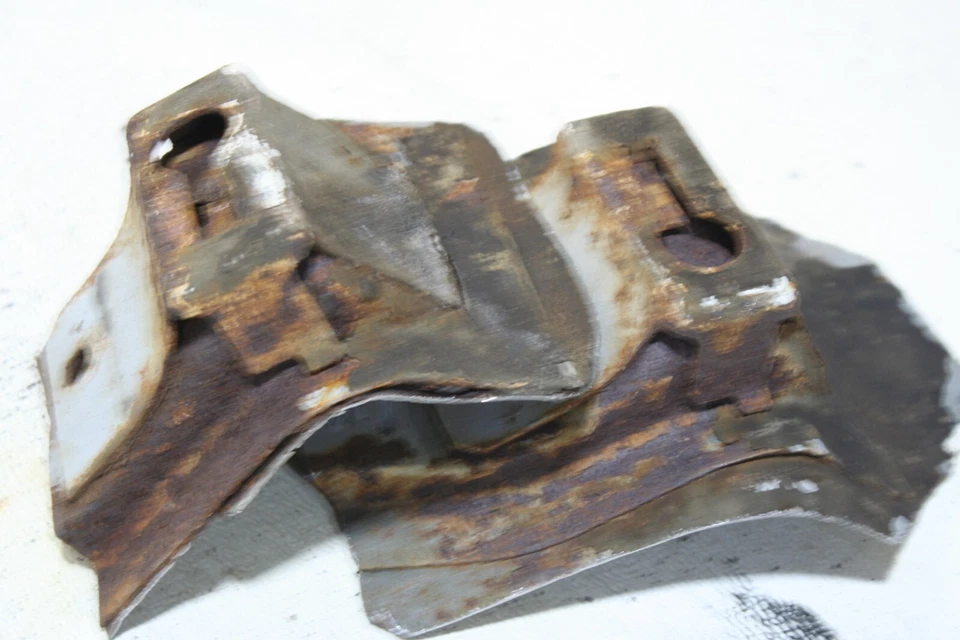 Mercury Cougar 1974/Mustang tanque de gasolina correa de montaje soportes placas Foto 2 de 4