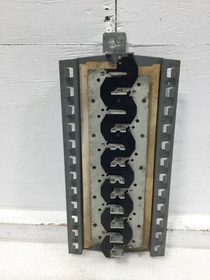 ITE/Siemens 24 Space 120/240VAC No Lugs Load Center Guts Only 6.5'' x 13''