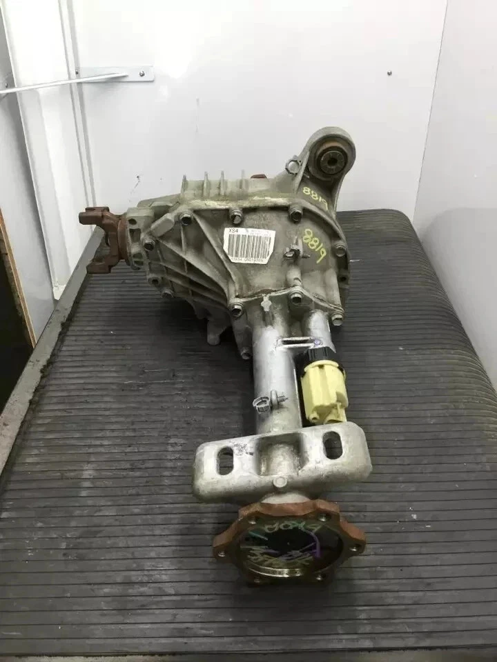 2000-2006 GMC Yukon Front Axle Differential Carrier Assembly 3.73 Ratio(opt GT4) Foto 2 de 4
