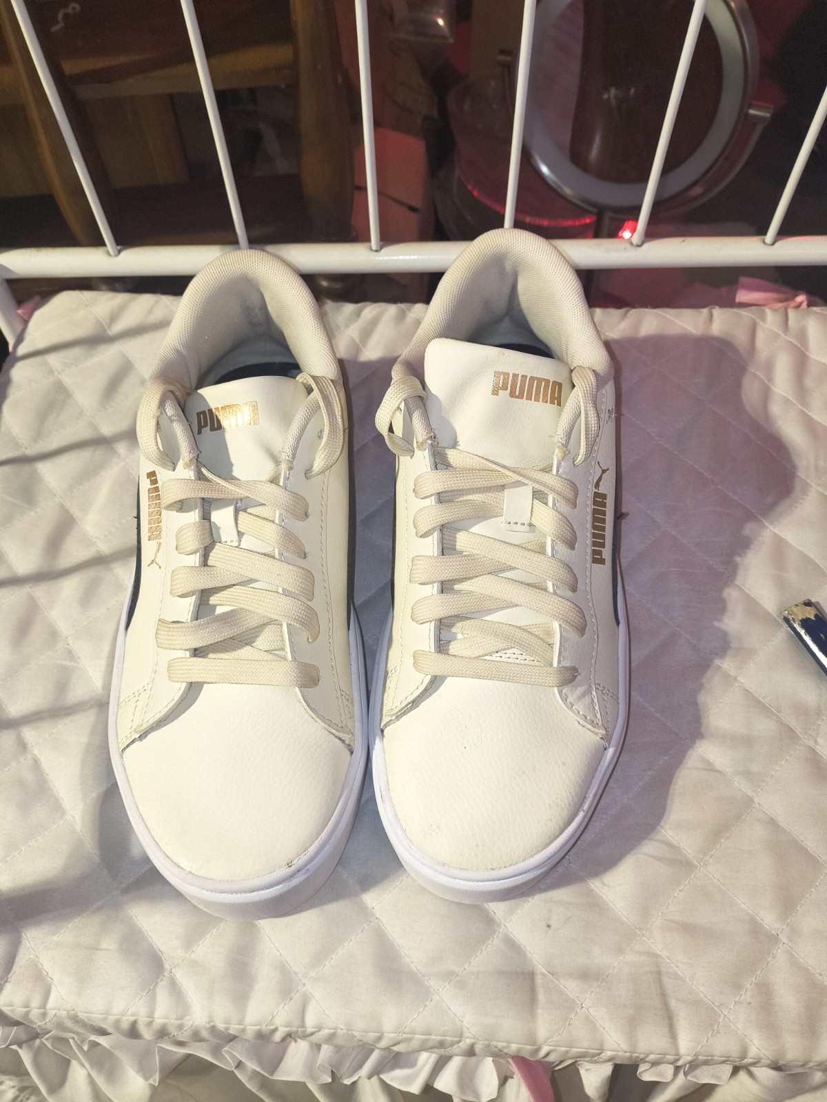 8 And 1/2 Off-white And Black