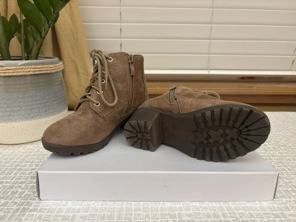 Lucky Top 冬季麂皮绒踝靴 儿童 学步女孩 12 码 — 第 3/4 张图片