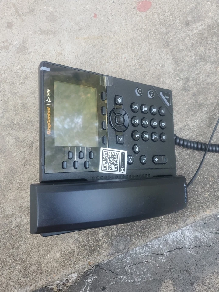 Polycom VVX 350 6-Line IP Desk Phone - Black - Image 2 of 4