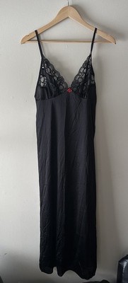 Vtg Petra Fashions Black Lace Slip Dress-Maxi Nightgown-Red Rose Accent-Y2K/Goth