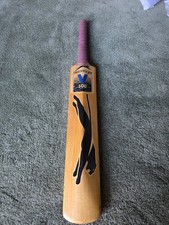 Cricket Bat Size Harrow. Authentic Slazenger V 500 Cricket Bat.