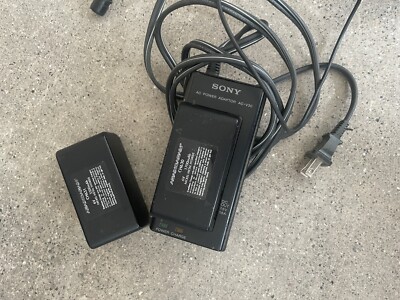 シ*ジ様 【新品未使用】SONY CCD-TR212 本体＋AC-V30充電器＋ SONY Handycam Video Camera Recorder CCD-TR5 w/ AC V30 Power