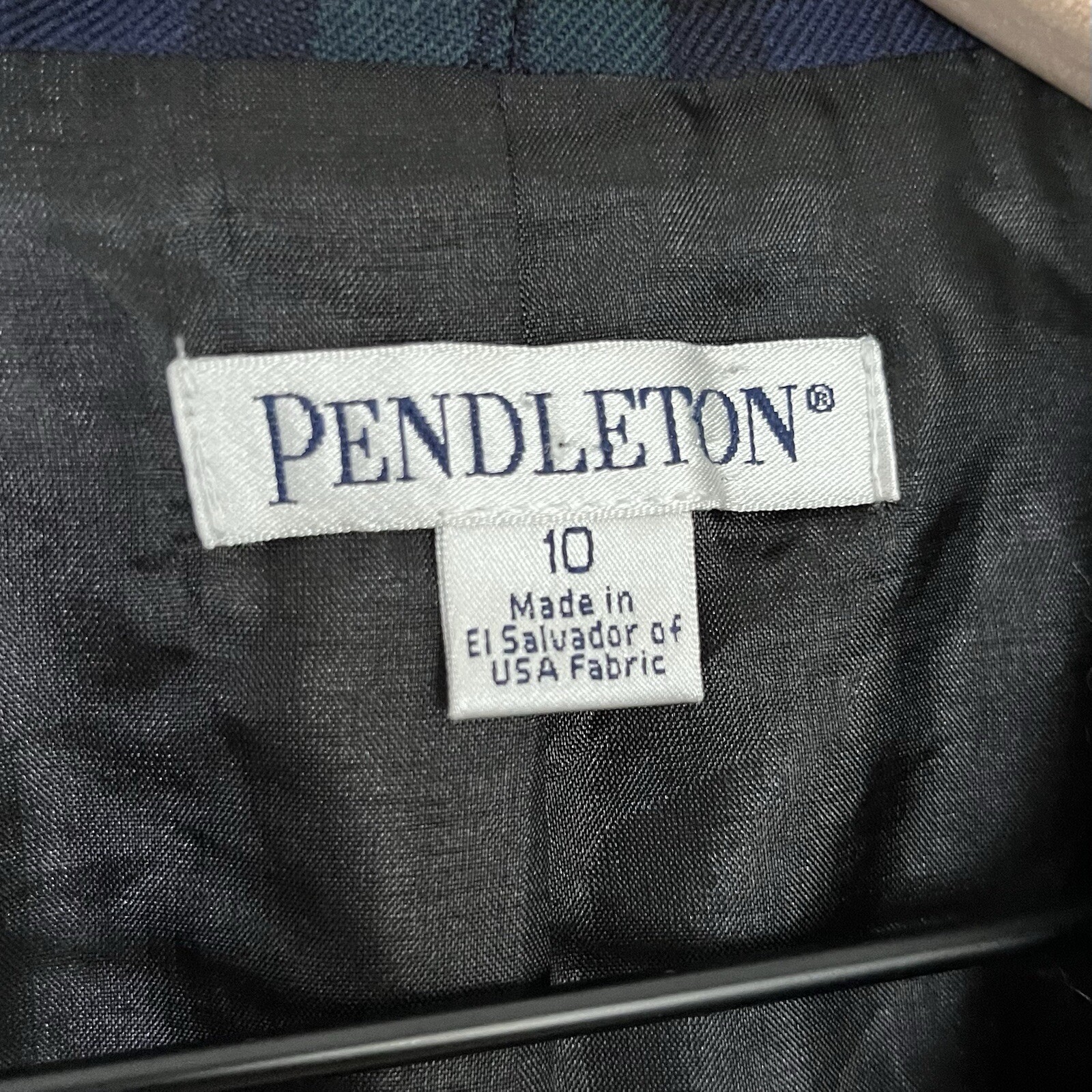 Pendleton Virgin Wool Women’s 3 Button Closure Pl… - image 6