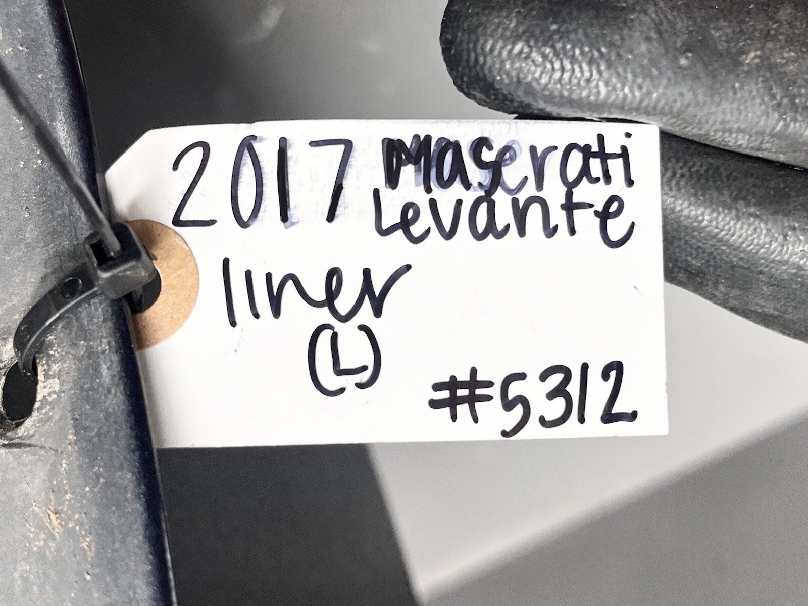 ⭐️2017-2020 MASERATI LEVANTE REAR LEFT QUARTER WHEELHOUSE LINER SPLASH SHIELD OE