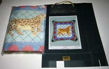 Glorafilia LEOPARD CUSHION Needlepoint Kit