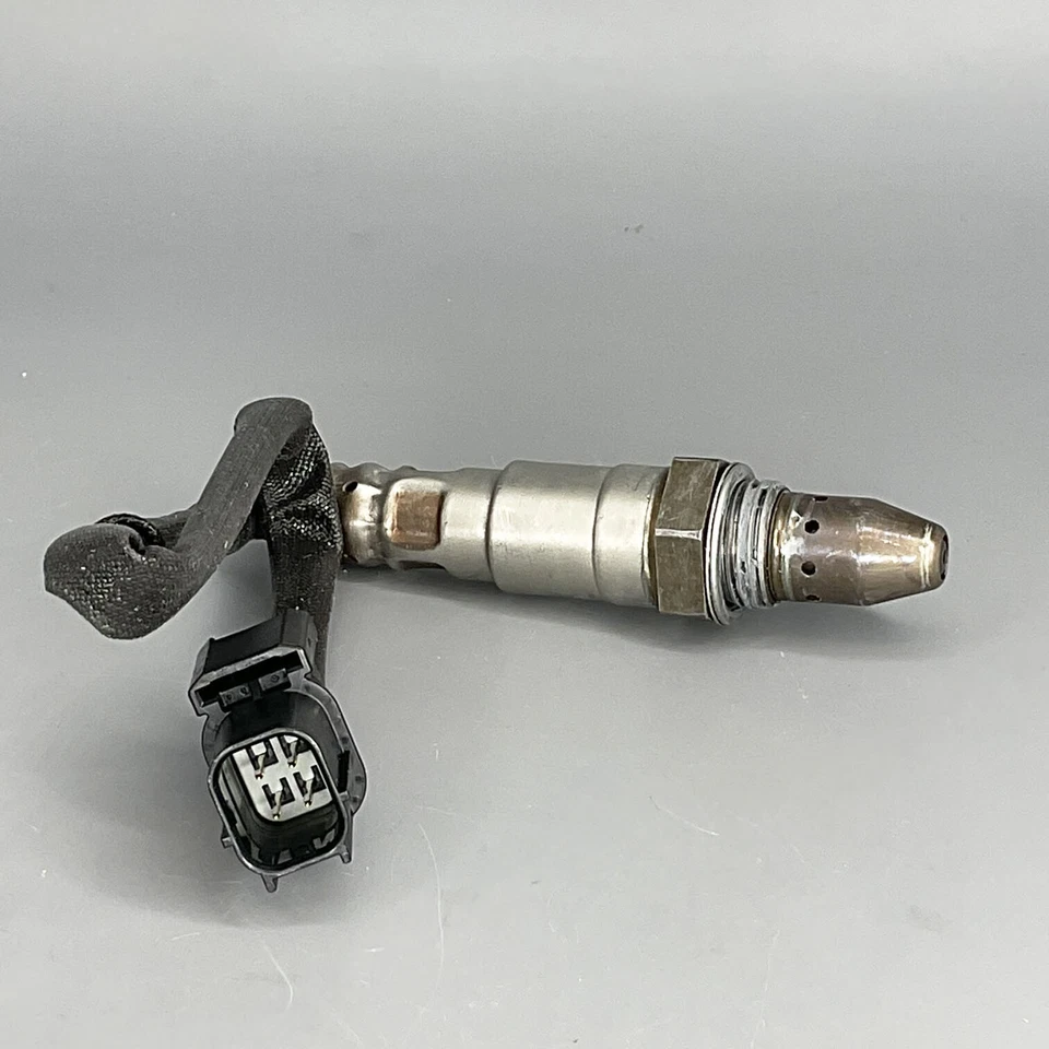 SENSOR DE OXÍGENO GENUINO BOSCH para Acura TLX ILX TSX Honda Civic CR-V Fit 18064 Foto 4 de 4