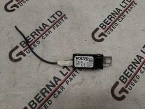 ORIGINAL VOLVO XC90 MK2 2015-2022 HINTEN LINKS RADIO ANTENNENVERSTÄRKERMODUL