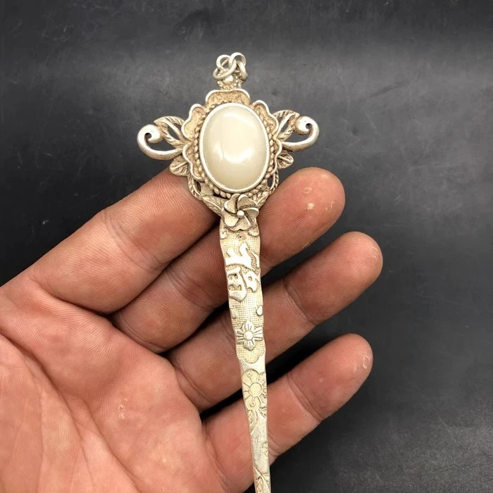 Horquilla de plata tibetana antigua con incrustaciones de jade blanco, hecha artesanal china antigua Foto 4 de 4