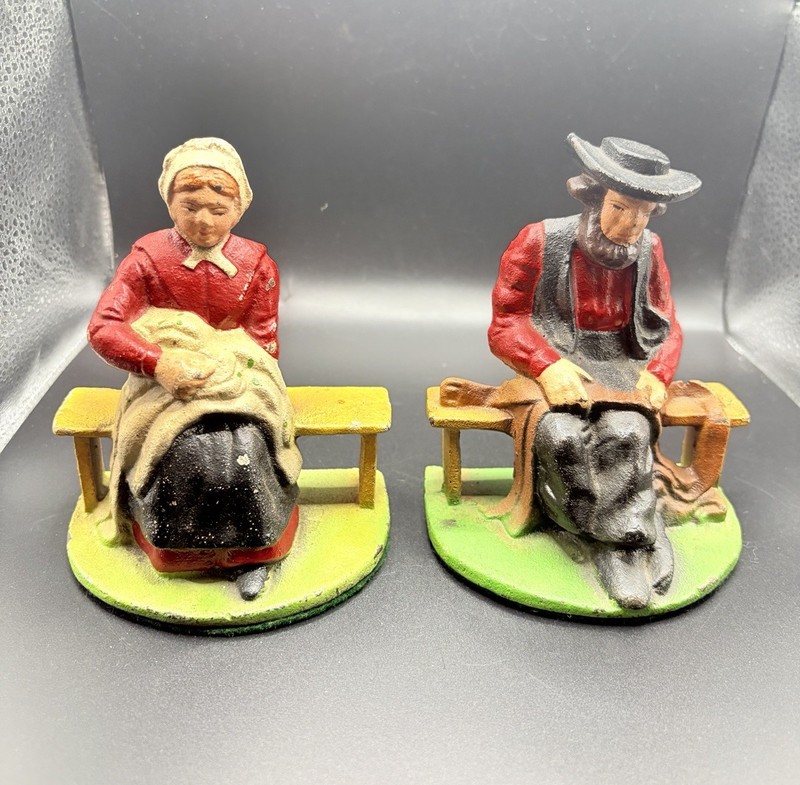 Amish Man & Woman 5" Pair Cast Iron Bookends or Door Stops On Felt Bases