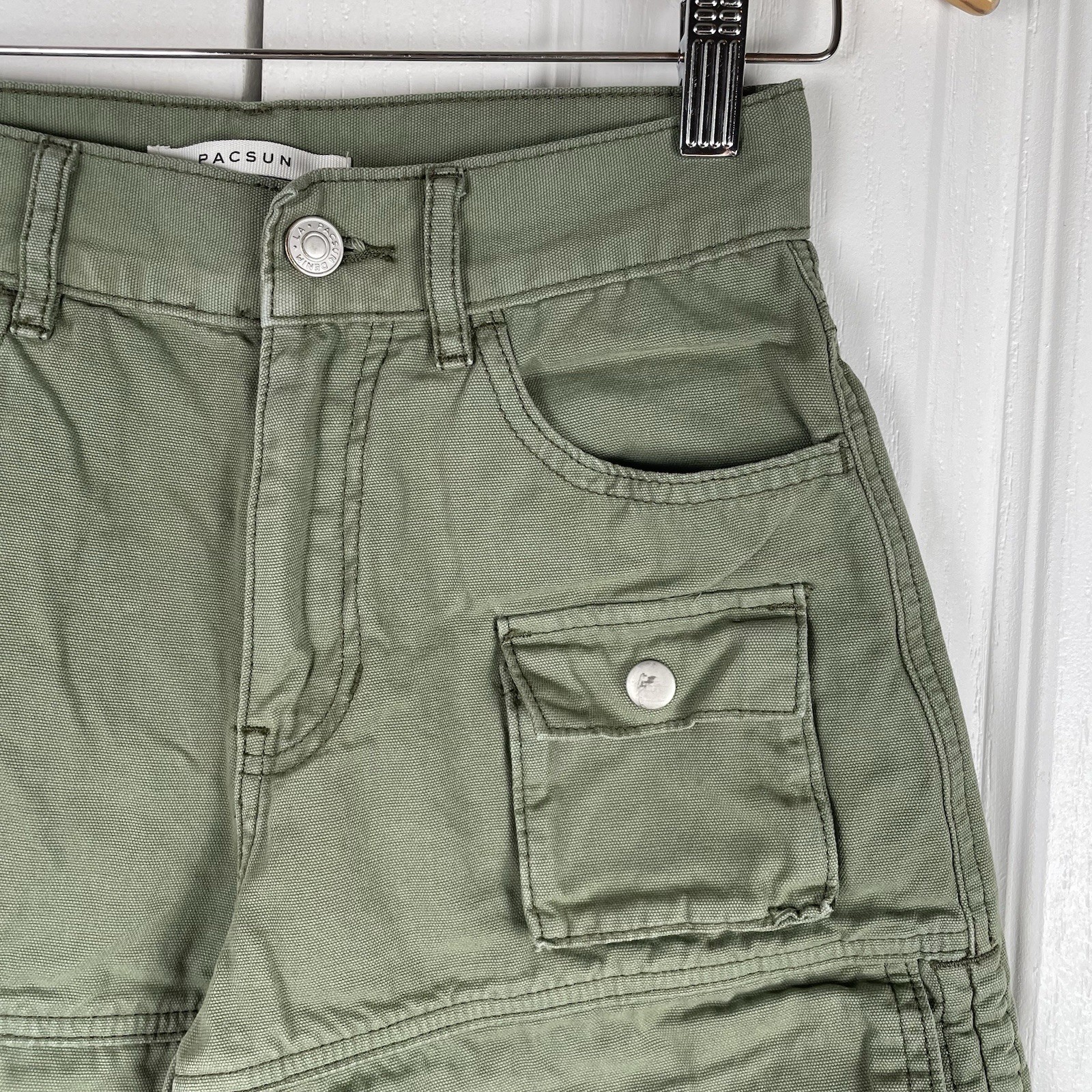 Pacsun Baggy Jordan Bermuda Cargo Shorts Women’s 23 Army Green Pockets y2k 2000s thumbnail 5