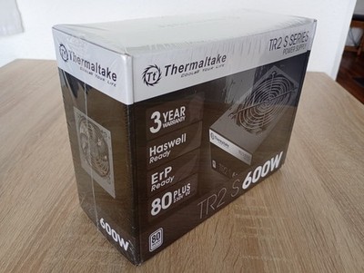 Thermaltake 600 WATT ATX Netzteil - SATA PCI-E - 120mm SILENT Lüfter 80Plus Neu