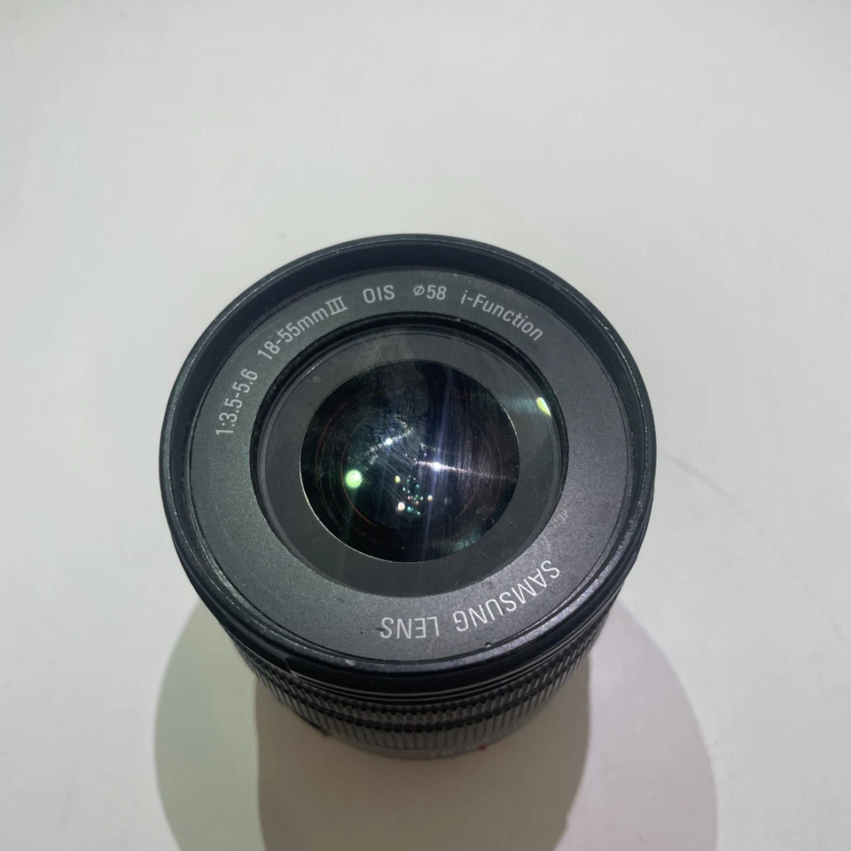 Samsung 18-55mm f/3.5-5.6 III OIS i-Function Zoom Lens - Samsung NX Mount - Image 2 of 4