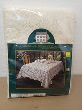Scranton Lace Somerset 150 Ivory 60x80 Rect Tablecloth Woven Nottingham Lace