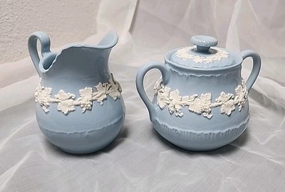 Vintage Wedgewood Creamer & Sugar Etruria Barlaston Embossed  ''Grape Design'' 