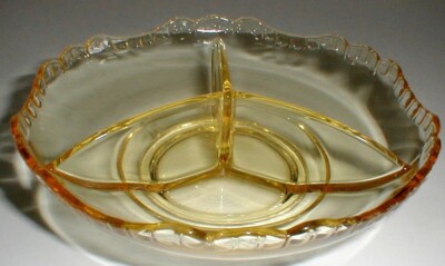 Cambridge Glass 3500/69 Mandarin Yellow Gadroon 3-Part Divide Relish Candy Dish 