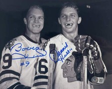 Bobby Hull & Dennis Hull Signed (Beckett) Blackhawks 8x10 Photo