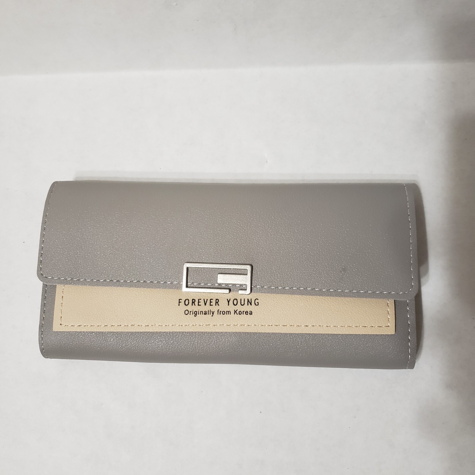 Slim RFID-Blocking Leather Wallet for Men & Women-image