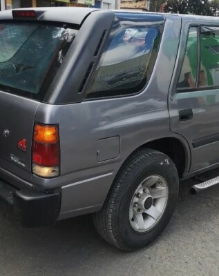 Pair Of Rear Bumper End Caps For Isuzu Rodeo - Direct Replacement Plastic Covers