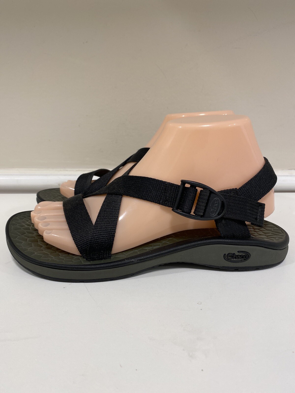 chaco vibram flip flops