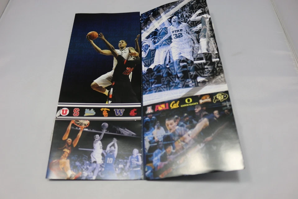 Folleto Staples Center Pacific Life 2012 calendario paquete 12 recuerdos de la NCAA Foto 2 de 3