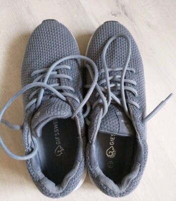 Giesswein Merino Schuhe in grau...Soft und ''klimaausgleichend''..Neuwertig Gr 37 