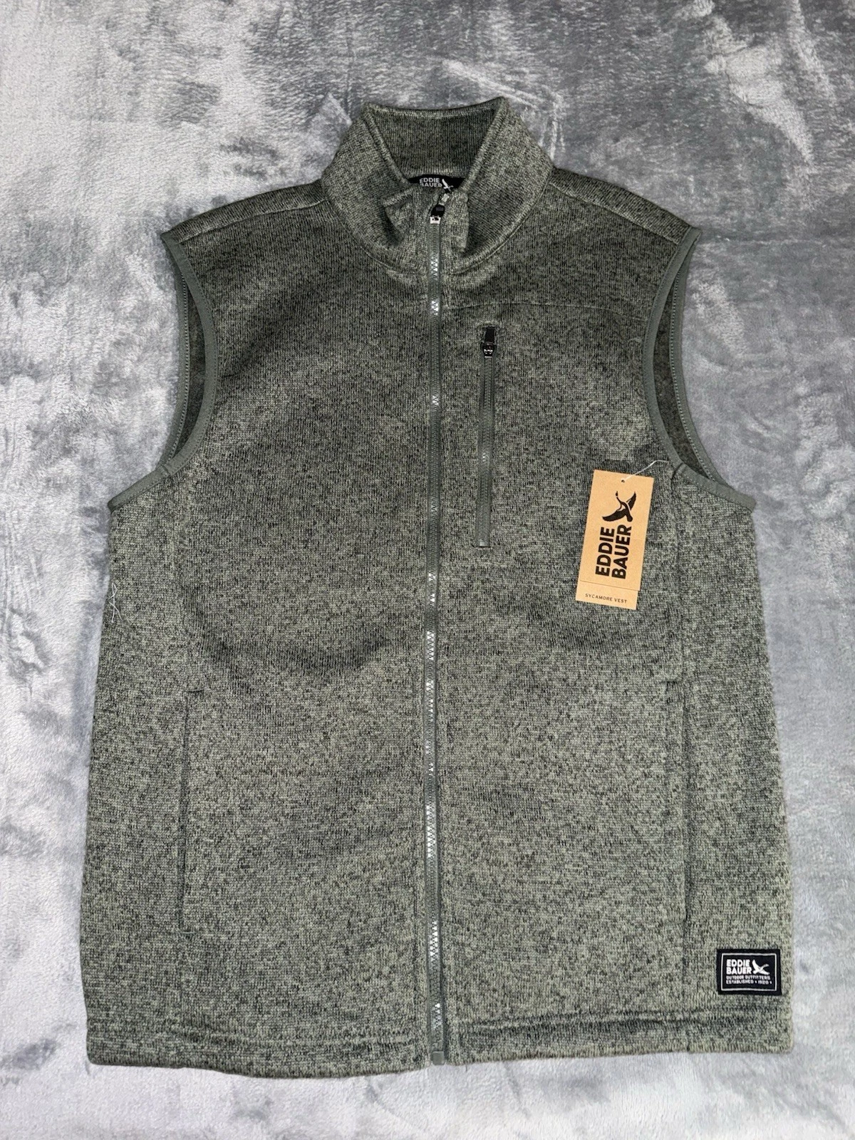 Eddie Bauer Mens Full Zip Vest Size Small Green NWT Outdoor Nature