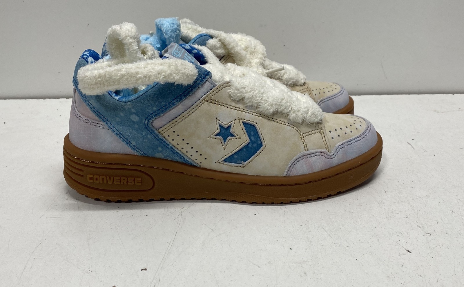 Converse Beige/blue Multicolor/Patterned Athletic… - image 3