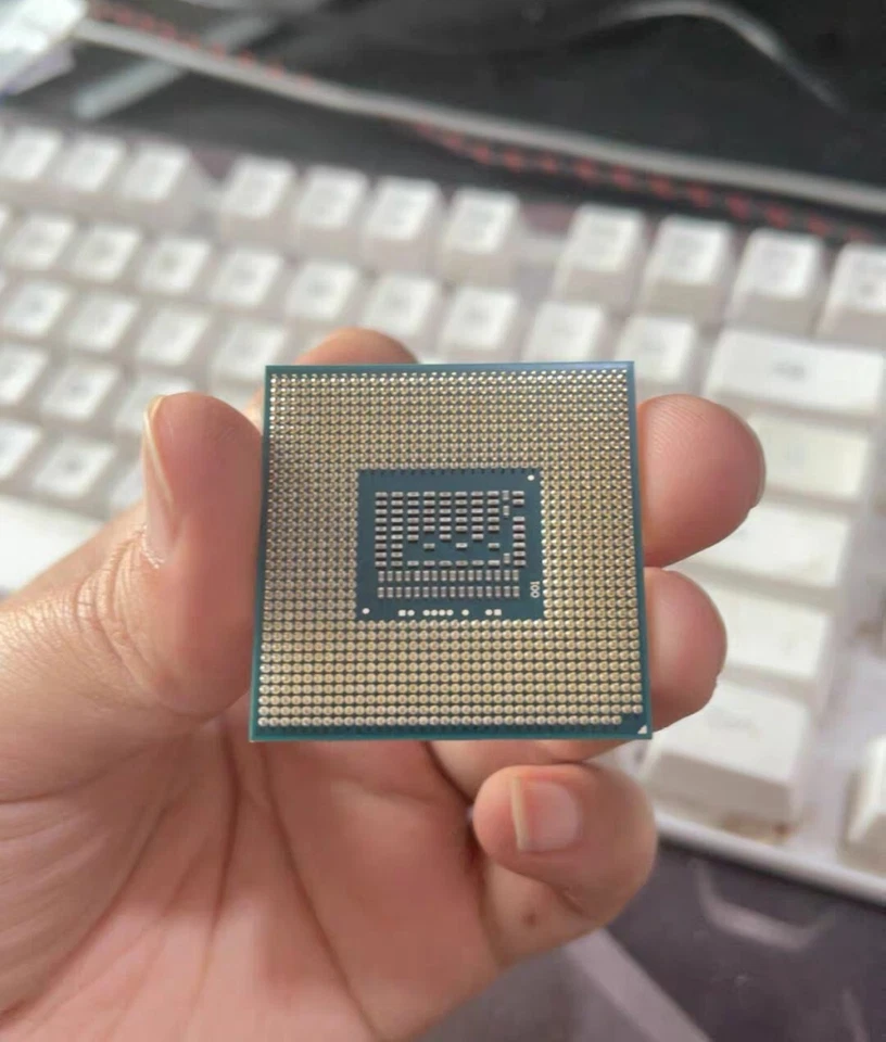 Intel Core i7 3630QM 2.4GHz Quad-Core SR0UX CPU Processor w/Grease - Image 2 of 2