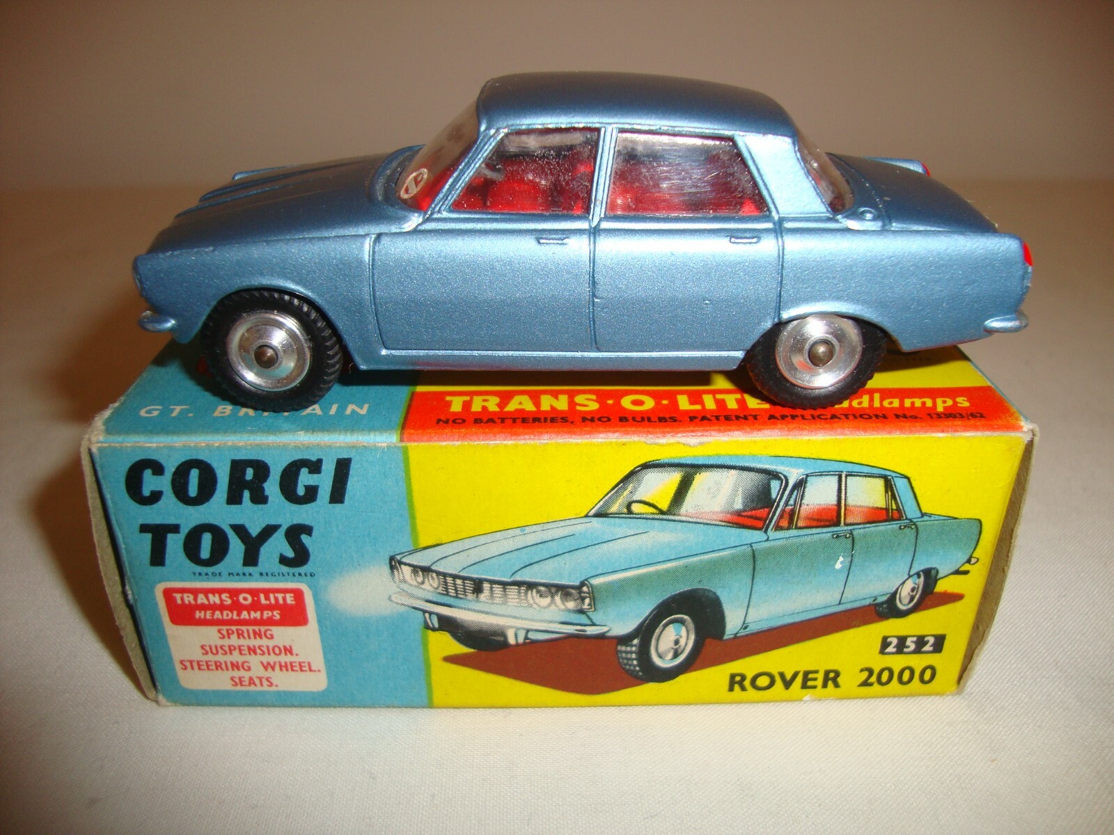 Corgi 252 Rover 2000-Nr Menta en Caja Original Corgi 252 Rover 2000-Nr Menta en Caja Original