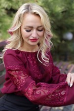 Ukraininan EMBROIDERED national blouse Vyshyvanka