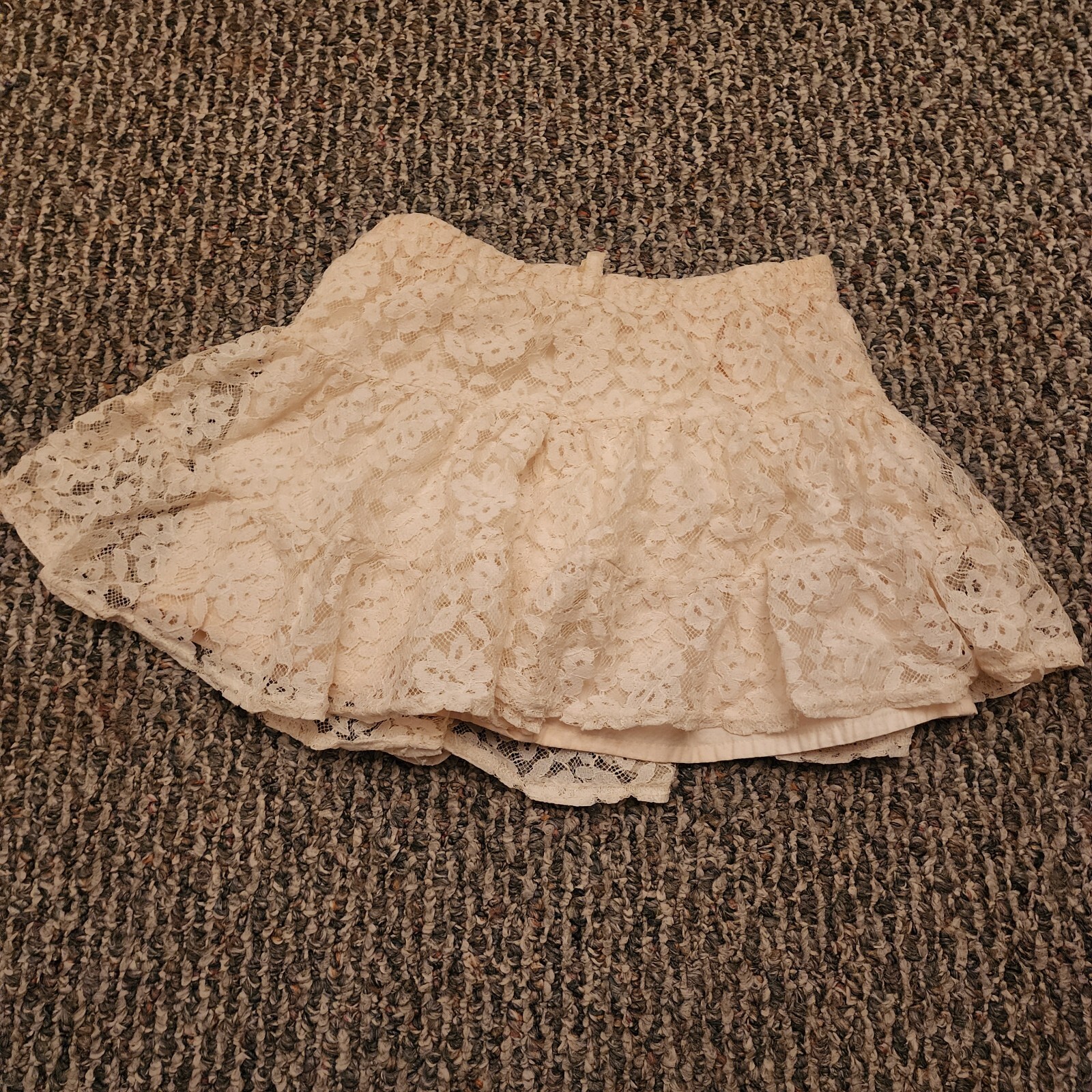 Picture 2 of 4