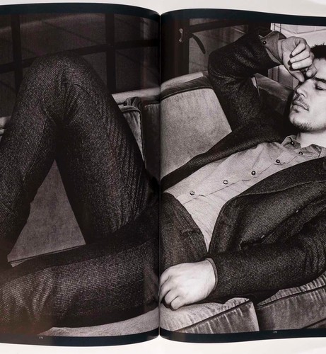 JOSH HARTNETT JACK HUSTON MATTHIAS VRIENS GQ STYLE MAGAZINE WINTER 2009 GERMAN - Picture 4 of 10
