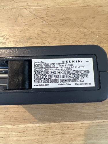 Travel Surge Protector New Belkin Model F9H220-TVL-DL P57880 - Picture 3 of 3