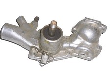 Pompe à eau Peugeot 504