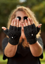 Beautiful Black Color Gloves with Flower