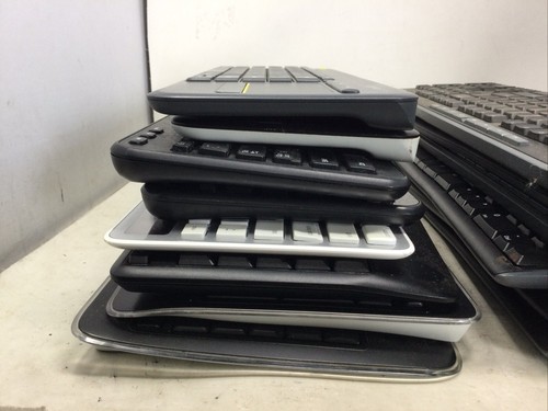 Lot of 19 Logitech K270 K360 K750 K800+ Wireless Keyboard Qwerty No Dongle Parts - Photo 2/23