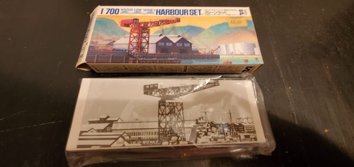 Shizuoka Tamiya 1/700 Scale Water Line Series Naval Harbour Set Sealed Parts Bag - Picture 2 of 5