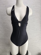 Nwt Cupshe Womens One Piece Swimsuit Size extra small Black Color. Lower Back