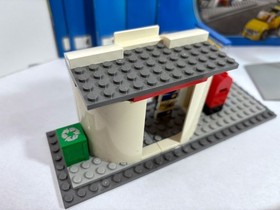 LEGO City: Traffic: Public Transport 8404 (2010)  Retired.