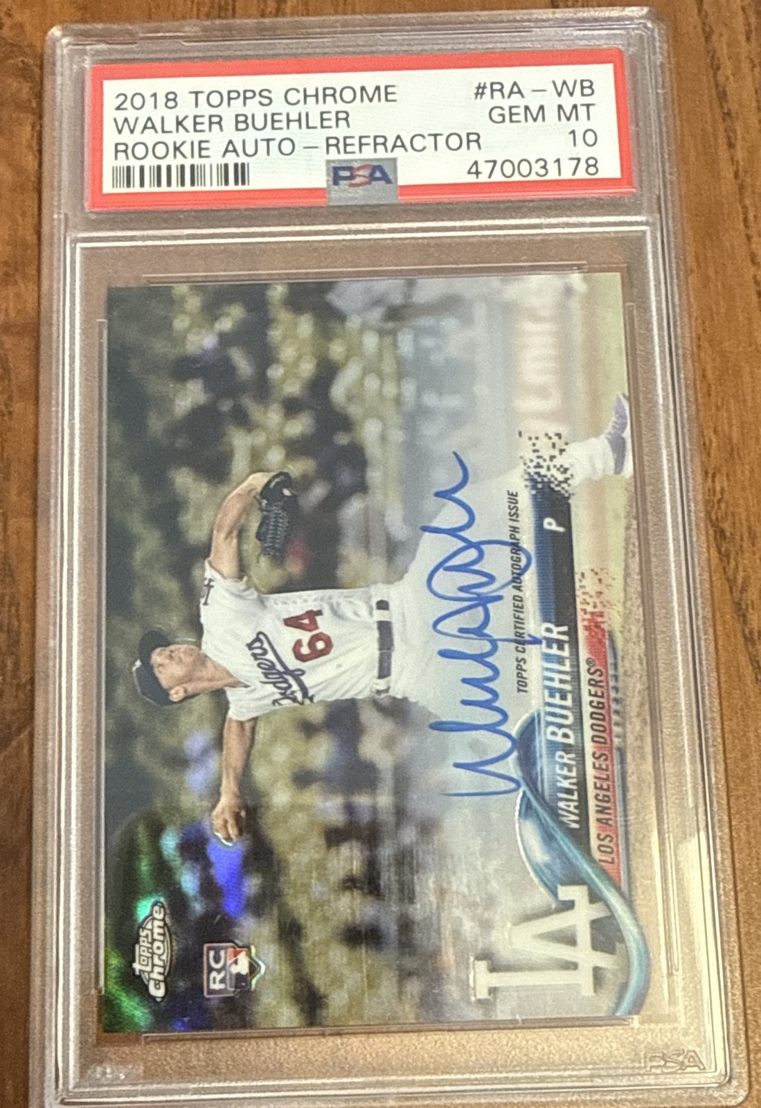 2018 Topps Chrome - Rookie Autographs Walker Buehler #RA-WB Refractor 151/499