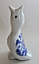 RARE Vintage Blue & White Pie Bird with Willow Pattern