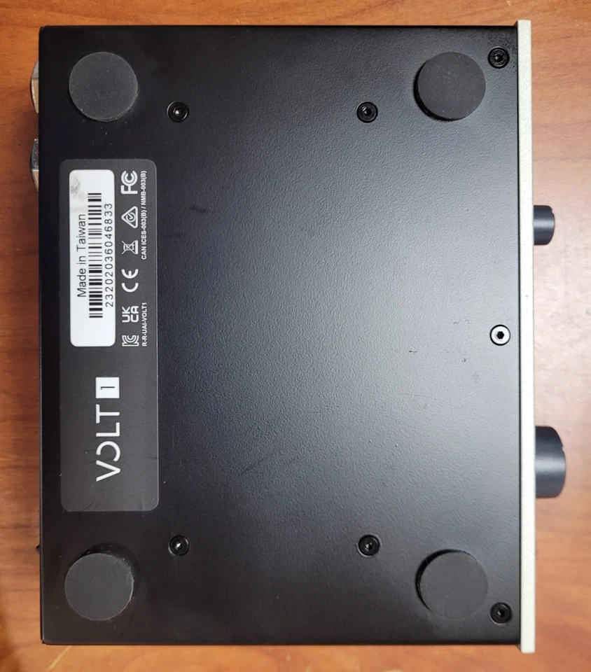 Universal Audio UA Volt 1 - USB C Audio Recording Interface - Image 4 of 4