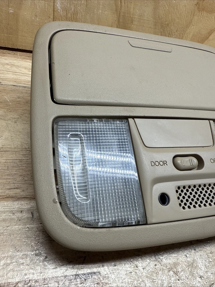 2003-2007 HONDA ACCORD OVERHEAD DOME LIGHT LAMP OEM - Imagem 2 de 4