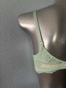 Victoria's Secret Bra Dream Angels Unlined Uplift Green Shimmer Nwt