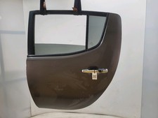 Porte arrière et accessoires Mitsubishi L200